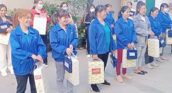 感恩女神節(jié)，所遇即美好|廣有五金&東莞合頁(yè)